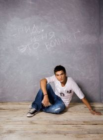 https://www.showbiz.cz/public/files/gallery/thumb/00/00aa3262f6386fa90674ee391fec81bf1312554898_new.jpg