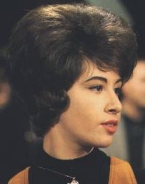 https://www.showbiz.cz/public/files/gallery/thumb/01/0124913eed8b11872158e1cd0fb04aba1312578541_new.jpg