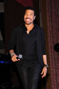 https://www.showbiz.cz/public/files/gallery/thumb/08/0885ee9e69101bdda5bfa07749afefd61312473346_new.jpg