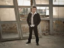 https://www.showbiz.cz/public/files/gallery/thumb/09/09c3294fd65c2b95bdfefe58e708fe8c1312484478_new.jpg