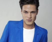 https://www.showbiz.cz/public/files/gallery/thumb/26/2618d5df04f36025767c75e58fb2d2591312534317_new.jpg
