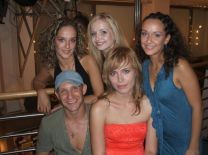 https://www.showbiz.cz/public/files/gallery/thumb/30/30f9eccd750934596de122680f77c6de1312574107_new.jpg