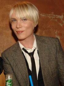 https://www.showbiz.cz/public/files/gallery/thumb/45/4516603534dc1a18734db1501ec96dca1312533202_new.jpg