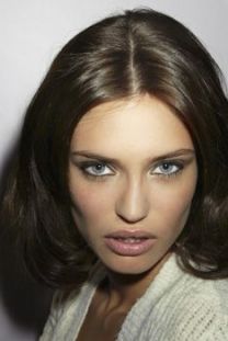 https://www.showbiz.cz/public/files/gallery/thumb/6f/6f7ac1095a1c1b407d7dfdff6c51a1821312472500_new.jpg