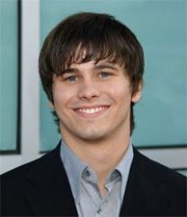 https://www.showbiz.cz/public/files/gallery/thumb/84/84a4b4cf2c04e86e4a9194f093564d351312543191_new.jpg