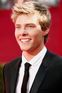 https://www.showbiz.cz/public/files/gallery/thumb/8e/8e6106bf9ce6e172768fe3a6b6ea7cde1312474931_new.jpg