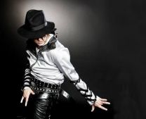 https://www.showbiz.cz/public/files/gallery/thumb/91/9140f541aef07a89c6beb174a7086d941312616181_new.jpg