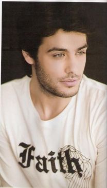 https://www.showbiz.cz/public/files/gallery/thumb/98/98a73a95dc4d6a809cc10f876b6a09b11312548943_new.jpg
