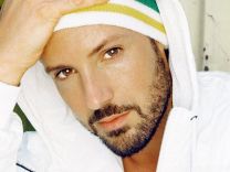 https://www.showbiz.cz/public/files/gallery/thumb/9a/9a632092935e884260fb81faad7427c21312478842_new.jpg