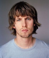 https://www.showbiz.cz/public/files/gallery/thumb/9a/9a7ab638f3499a7ad05c2c90a4f9414f1312584840_new.jpg