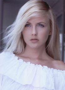 https://www.showbiz.cz/public/files/gallery/thumb/9f/9fc5907fd88c8d31a50f8aa58583f429_new.jpg