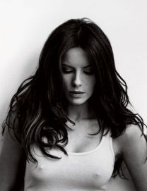 https://www.showbiz.cz/public/files/gallery/thumb/9f/9fe46928475defa88969f2c37b35d49b1312578336_new.jpg