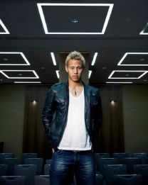 https://www.showbiz.cz/public/files/gallery/thumb/aa/aa2b547baf7daf687b548bd96d09686b1312477376_new.jpg