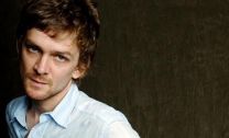 https://www.showbiz.cz/public/files/gallery/thumb/ab/abc9b07ba84969e8e9476ec821096a9b1312490520_new.jpg