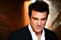 https://www.showbiz.cz/public/files/gallery/thumb/b9/b9dfbab38539a84ae9269339acb69c011312481993_new.jpg