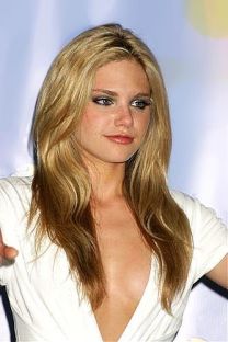 https://www.showbiz.cz/public/files/gallery/thumb/bd/bd5546541917bc6348e991bc3f27c04f1312554885_new.jpg