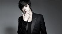 https://www.showbiz.cz/public/files/gallery/thumb/be/be8ebed38d05e55e9b7c778d837777971312491292_new.jpg