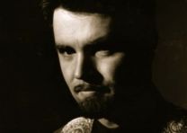 https://www.showbiz.cz/public/files/gallery/thumb/ce/ce3b70fd2e6484c3ca20abe2d347bb241312583710_new.jpg
