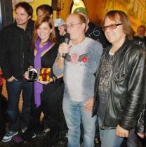 https://www.showbiz.cz/public/files/gallery/thumb/ce/ceac09a2e7cf9c0053bc17c1e9e400aa1312473342_new.jpg