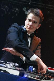 https://www.showbiz.cz/public/files/gallery/thumb/d3/d3512df1a5e27ecc6ae9925312de767d1312566052_new.jpg