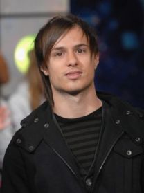 https://www.showbiz.cz/public/files/gallery/thumb/d3/d3e260f7d3486b415f254063d67f3b361312480159_new.jpg
