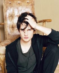 https://www.showbiz.cz/public/files/gallery/thumb/dd/dd447c0b2f6488de0819ed060d3361691312477624_new.jpg