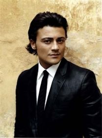 https://www.showbiz.cz/public/files/gallery/thumb/e2/e287d3117b89d1b9bdfd6e995a2215de1312494845_new.jpg
