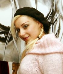 https://www.showbiz.cz/public/files/gallery/thumb/f2/f2b840c4e7eae5b3348a84e9c854b4ca1312542333_new.jpg