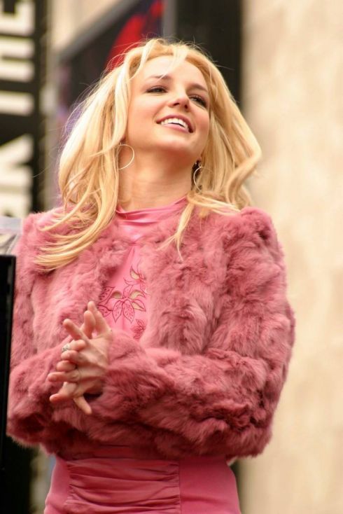 https://www.showbiz.cz/files/gallery/0b/0b65666ec3f8b0bd07922c3a8106bb8e1312580569.jpg