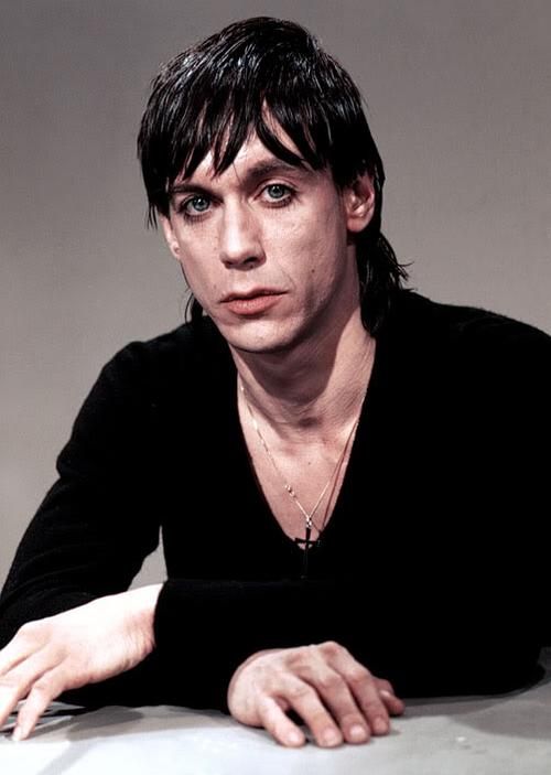 https://www.showbiz.cz/files/gallery/0d/0df17e601e08f6312aefa9bc8a31a61b1312529422.jpg