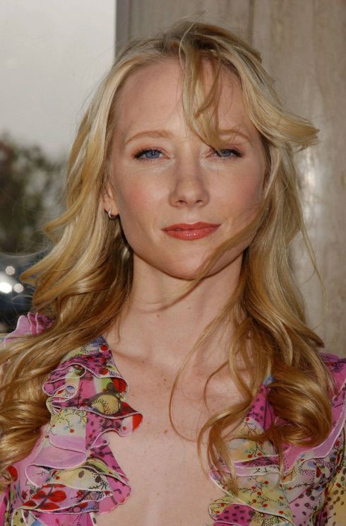 https://www.showbiz.cz/files/gallery/0e/0e8e9a967cc2ce5a8a054bdd4ab1a5461312525540.jpg