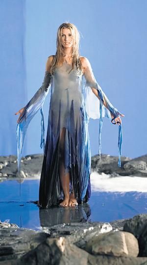 https://www.showbiz.cz/files/gallery/12/121940f1fbd0f061eefd27e16b36eddc1312485559.jpg