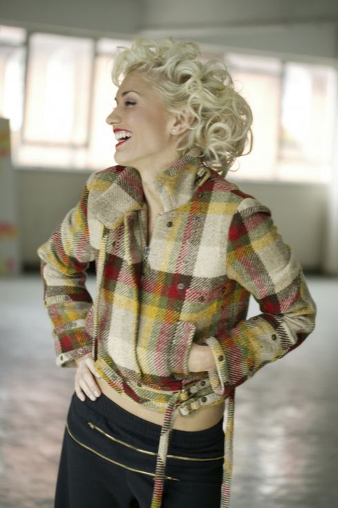 https://www.showbiz.cz/files/gallery/13/139bc5573948aef5b5835f37ee9d99fa1312492911.jpg