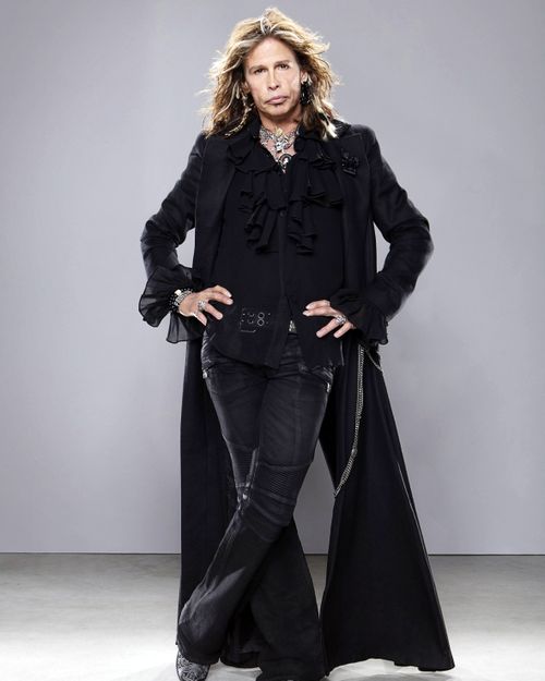 https://www.showbiz.cz/files/gallery/15/151c6d6bfd01c427b859fe783fb92c231312527287.jpg