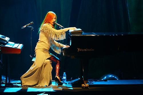 https://www.showbiz.cz/files/gallery/24/242af19ba77147c7331eaf33a31c37eb1312483681.jpg