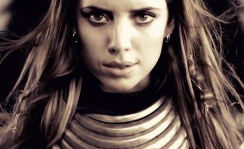 https://www.showbiz.cz/files/gallery/24/249d0de4abf470a245b6bbd6367778fb1312477518.jpg