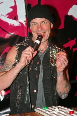 https://www.showbiz.cz/files/gallery/26/26a056cf14f72493adcbf7bc23550e4a1312487750.jpg