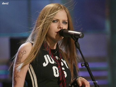https://www.showbiz.cz/files/gallery/29/29243b94156870e49a46ffa76f588e441312551160.jpg