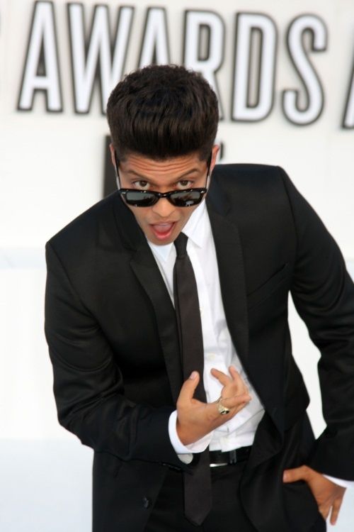 https://www.showbiz.cz/files/gallery/2e/2eed29d51fcf20131efecf9df1cdce621312483536.jpg