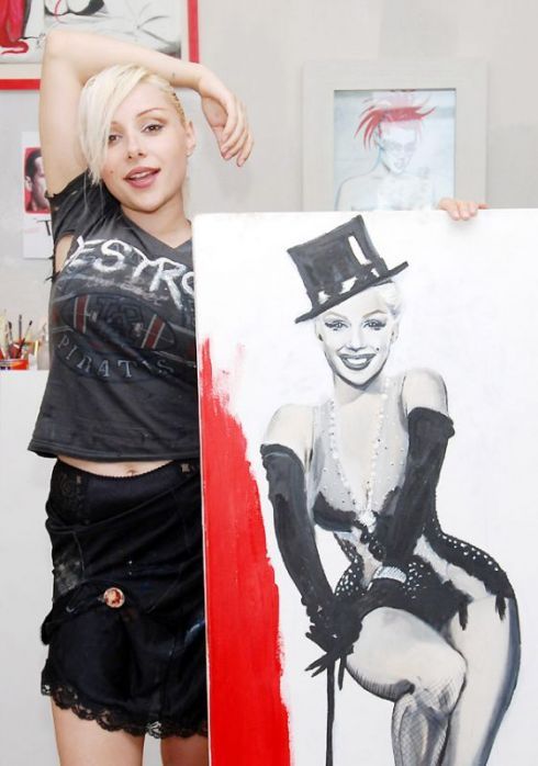 https://www.showbiz.cz/files/gallery/31/31b9b8a60fa71da57c31e4d7baabe7871312542333.jpg