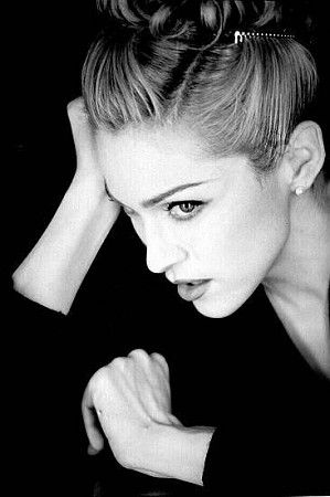 https://www.showbiz.cz/files/gallery/32/3299249298afe2e6d0e68cc32ef880901312527788.jpg