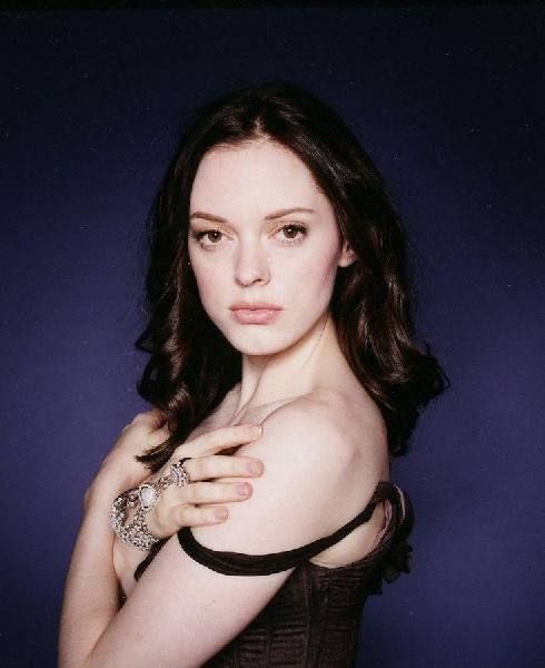 https://www.showbiz.cz/files/gallery/32/32cb268d23342d3ee0f7eebe7219d1c31312568313.jpg