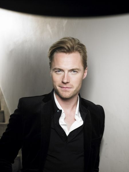 https://www.showbiz.cz/files/gallery/35/35e38f2f46cacb47a477f5d641159e551312484863.jpg