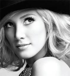 https://www.showbiz.cz/files/gallery/38/382b564243a7a1babba1d2d0ebf4025c1312485587.jpg