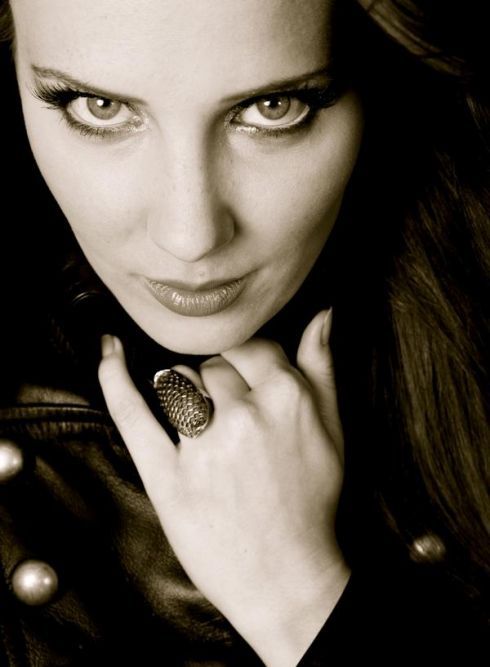 https://www.showbiz.cz/files/gallery/45/45e7982ca081fdbbd2b5e10c78b5454d1312582351.jpg
