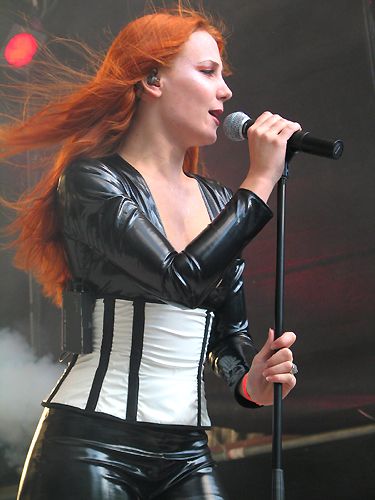https://www.showbiz.cz/files/gallery/49/495938606ee5ff8f653d17a534e95f481312582333.jpg
