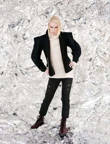 https://www.showbiz.cz/files/gallery/54/54e4c0af807bee2ac252bdb2b43fd3cb1312548515.jpg