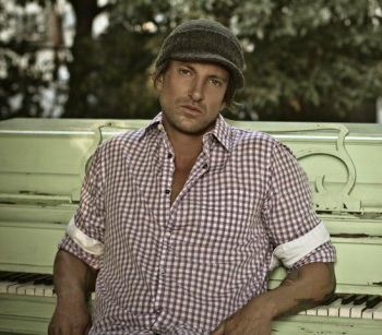 https://www.showbiz.cz/files/gallery/5c/5cfe76b6e2f8e6719dde73418e4e81aa1312537354.jpg