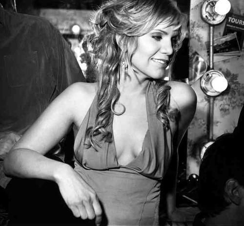https://www.showbiz.cz/files/gallery/6c/6c35eee3a46eb9d2e3acdd057c96bab91312483831.jpg