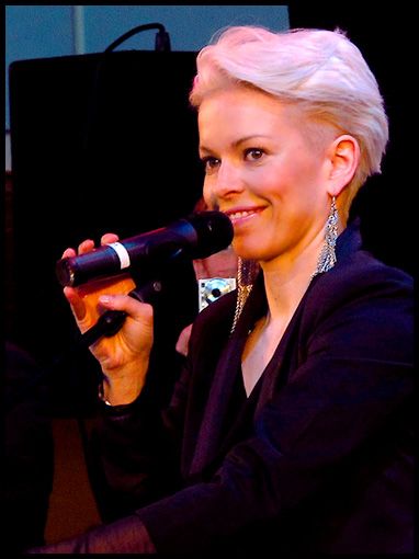 https://www.showbiz.cz/files/gallery/6f/6f45a588c7a1bac3d0ad57f04f0a13fd1312491201.jpg